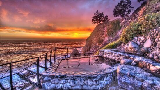 Hot-Springs-at-Esalen-Institute